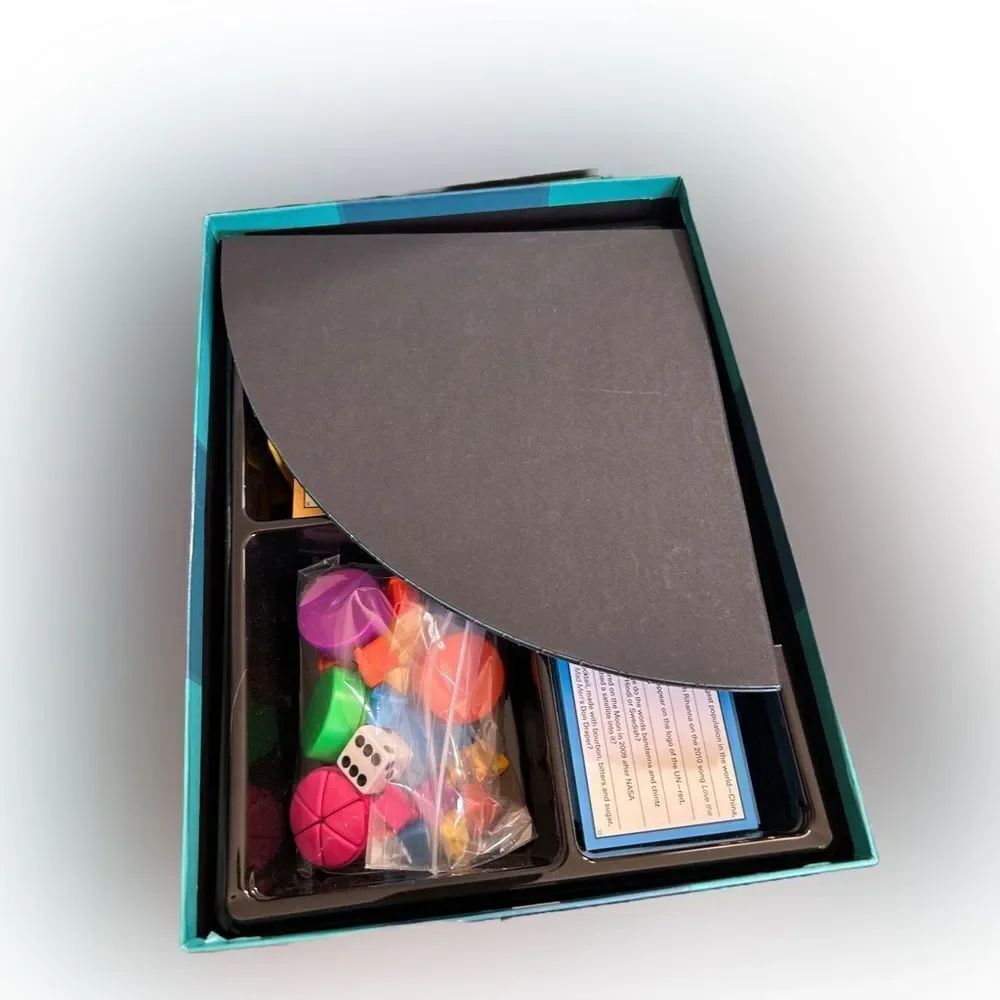 Trivial Pursuit Family Edition